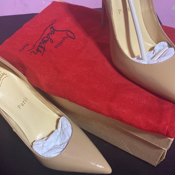 Christian Louboutin Pigalle Follies 100 Nude Patent Heels - Picture 7 of 13